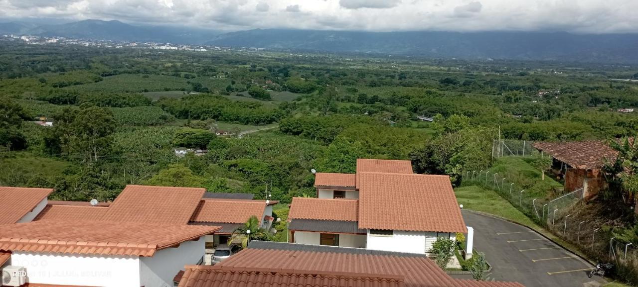 Espectacular Apto A 5 Minutos Del Parque Del Cafe Apartment Montenegro Luaran gambar